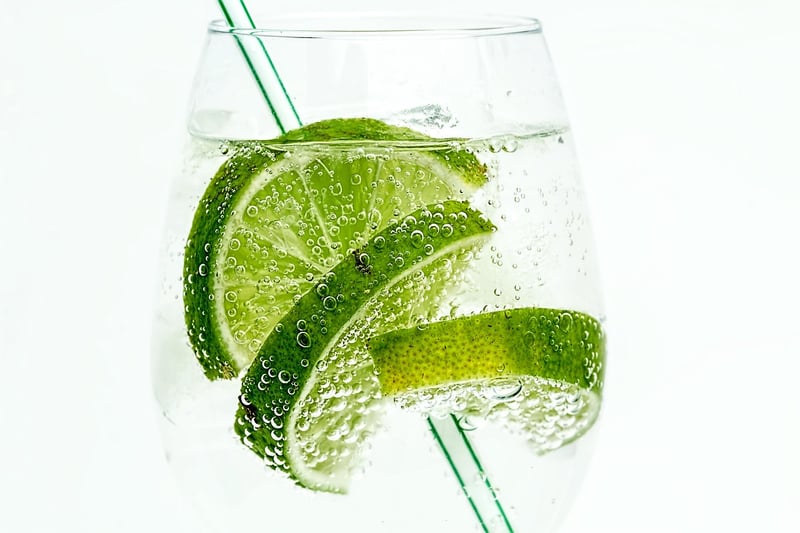 Lavender Lemonade Spritz
